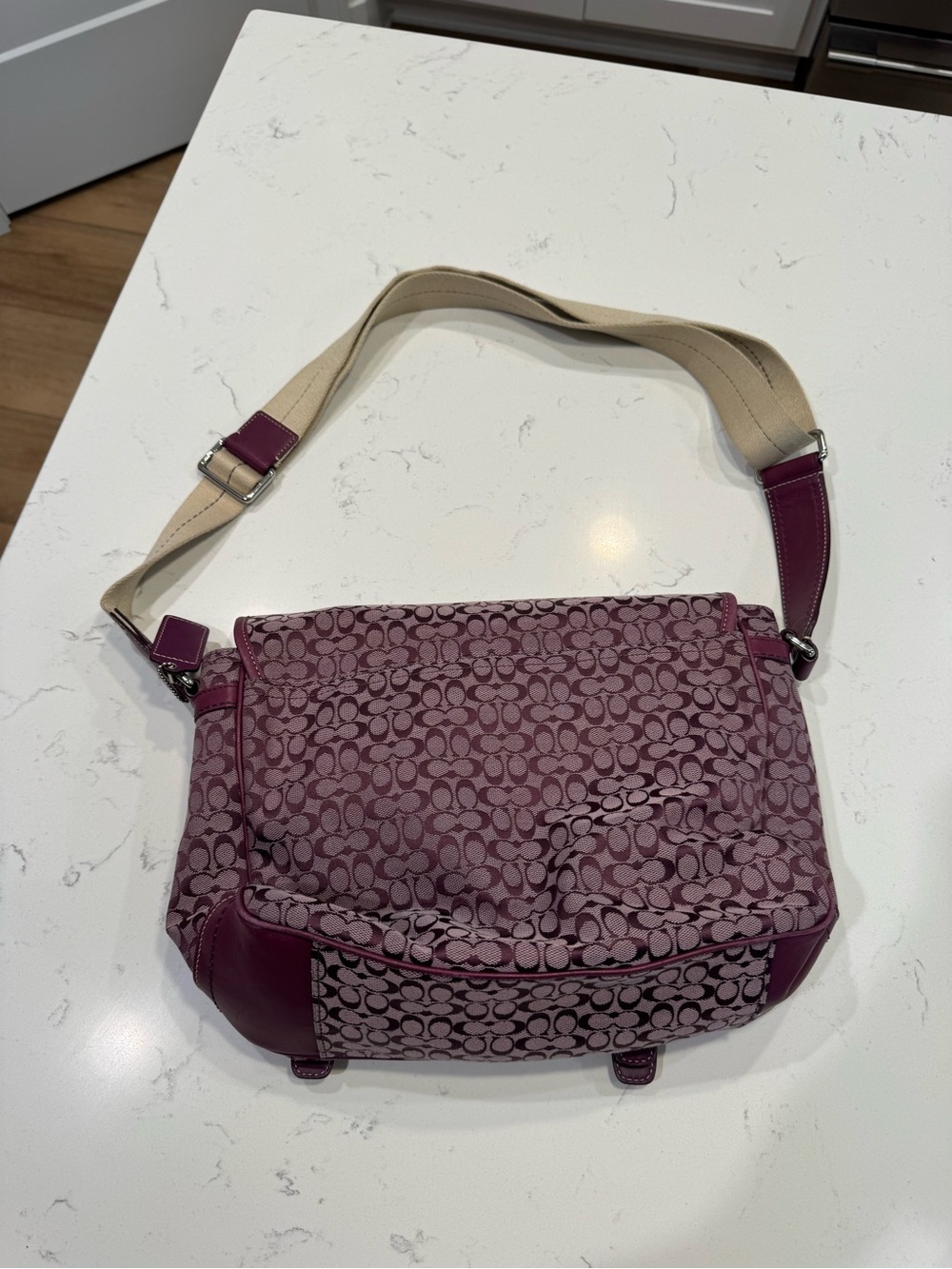 vintage Coach Large Signature Jacquard Messenger Bag F70293 - Picture 9 of 9